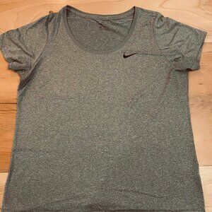 Nike Dri-Fit wick away t-shirt, grey, XL